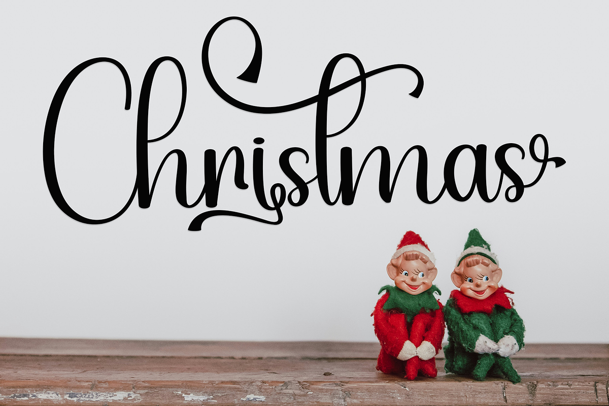 Santa Claus, a Script Font by FreshTypeINK (Photo 4 of 8)