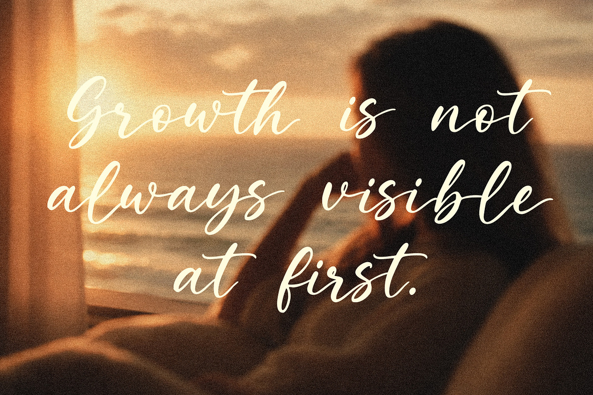 Bellorie | Modern Handwritten Font, a Handwritten Font by Typoraith Co (Photo 2 of 11)