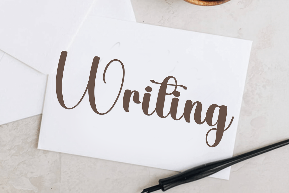 Charmingly, a Handwritten Font by InermediaSTUDIO (Photo 4 of 8)