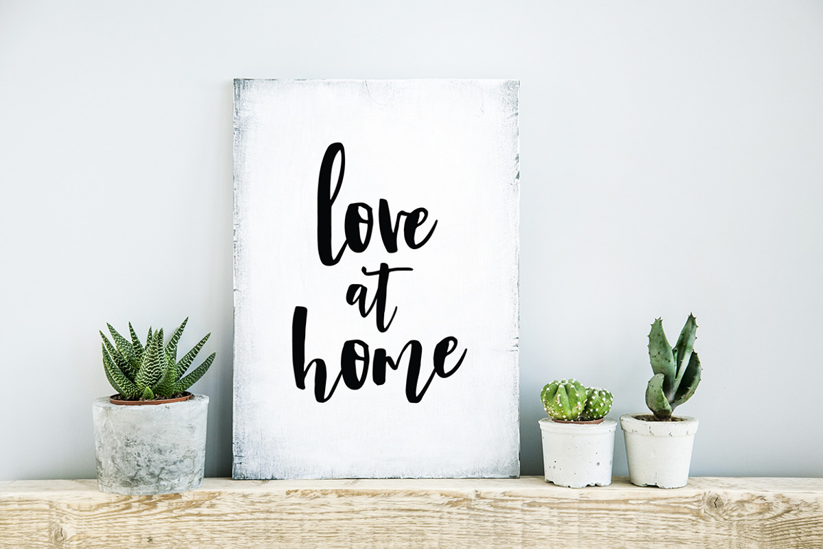 ALLYSA SCRIPT font preview 4