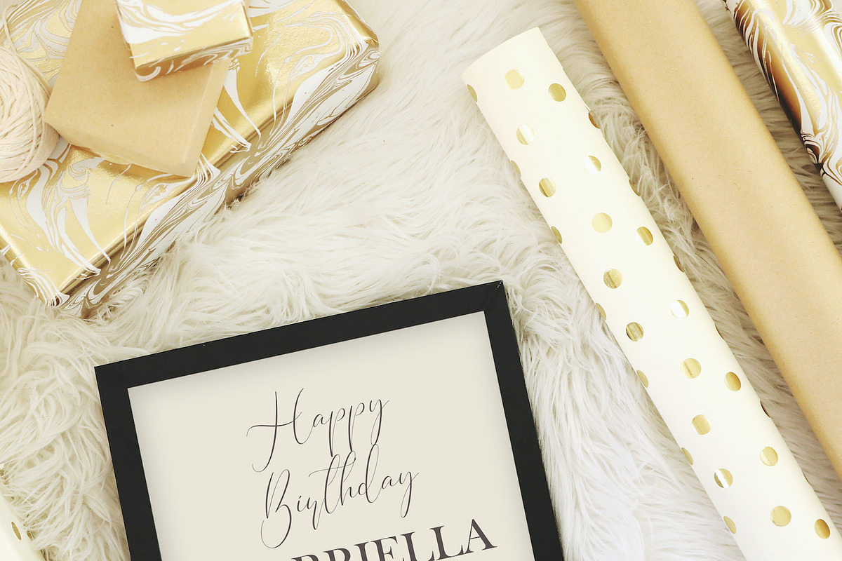 Beauty Heart - Lovely Script Font preview 6