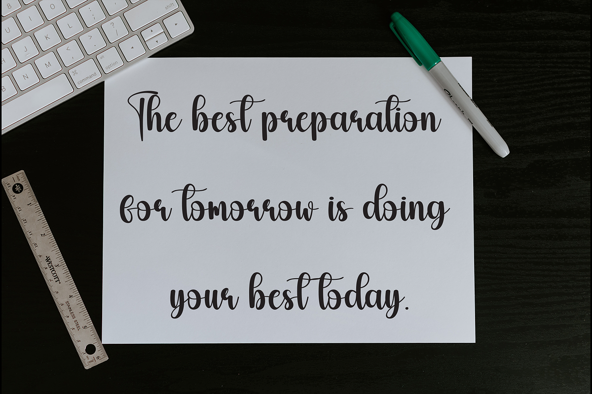 Smitson | Script Font, a Handwritten Font by Scratchones (Photo 5 of 9)
