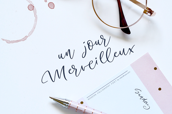 Un Jour Merveilleux Modern Calligraphy preview 7