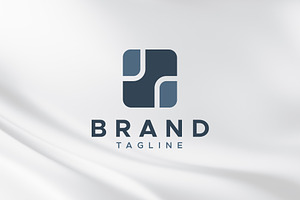 Z letter square logo design