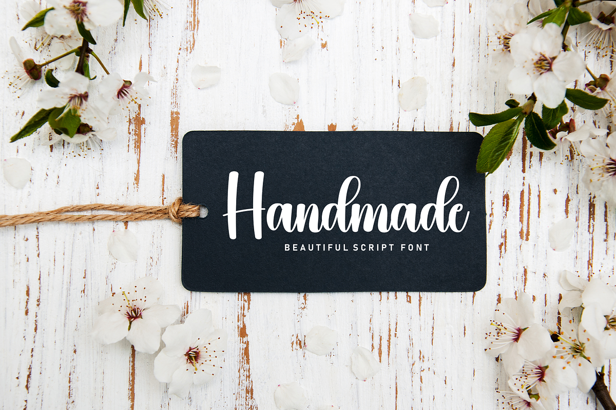 Babycute | Script Font, a Handwritten Font by Scratchones (Photo 2 of 8)