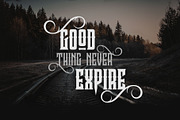 Clobot Decorative Typeface, a Slab Serif Font by Vacatype Co. (Thumbnail 2 of 5)