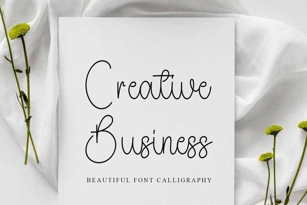Hello December, a Handwritten Font by InermediaSTUDIO (Photo 2 of 8)