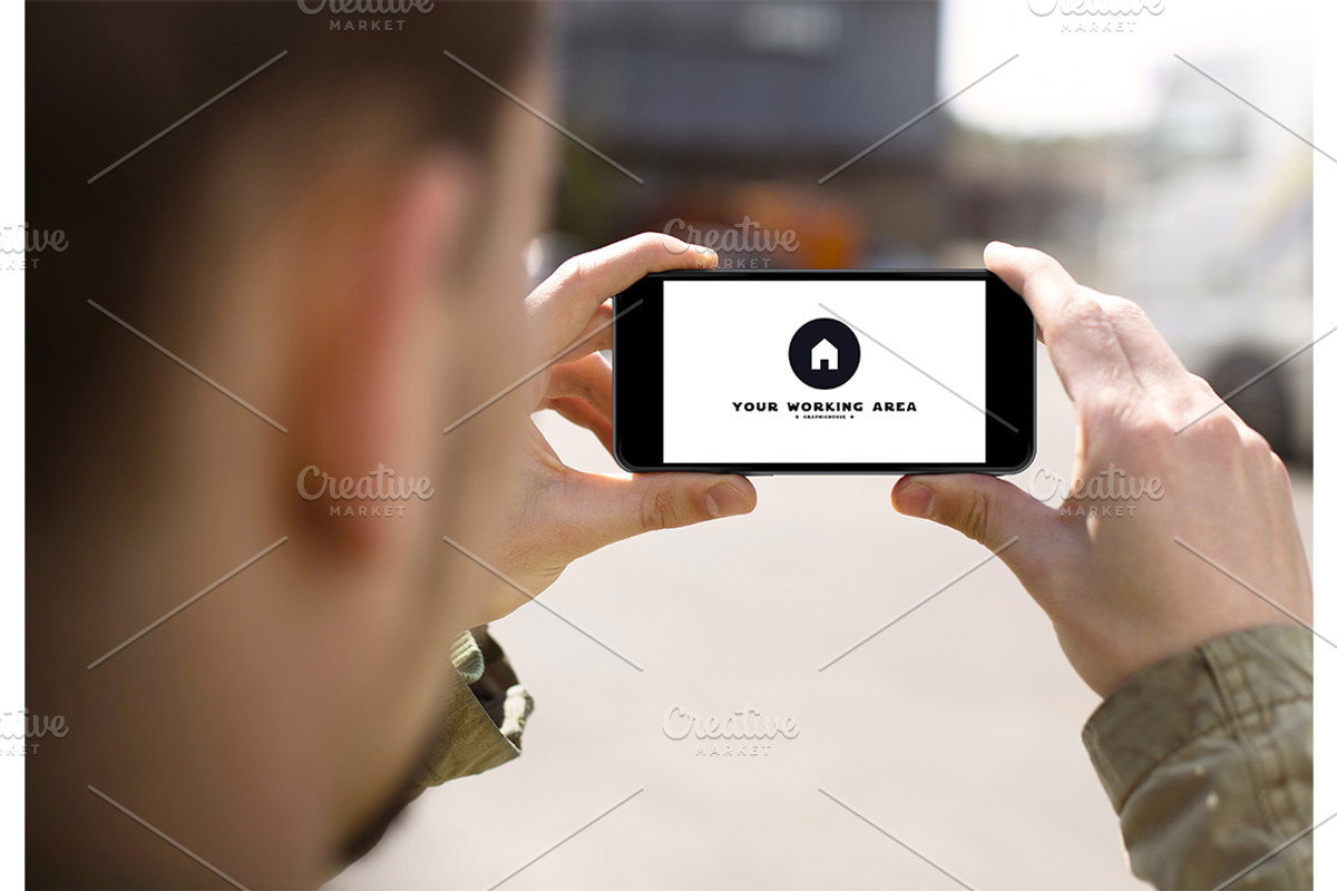 Phone Mockup, an iPhone Mockup by graphichouse