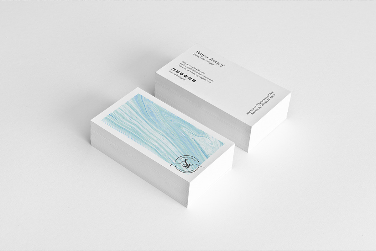 Minimal Creative Business Card, a Business Card Template by GraphicsEgg (Photo 2 of 2)
