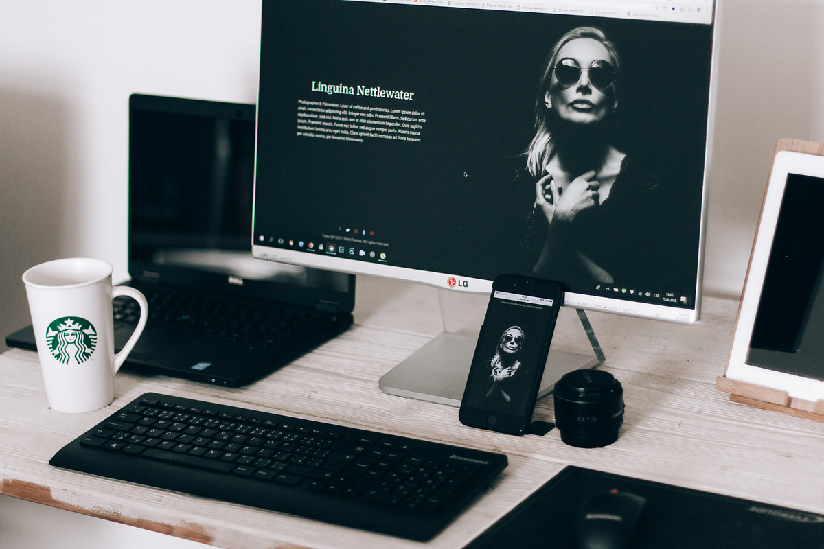 CMP Fifty - Maintenance Landing Page, a WordPress Template by NiteoThemes (Photo 6 of 6)