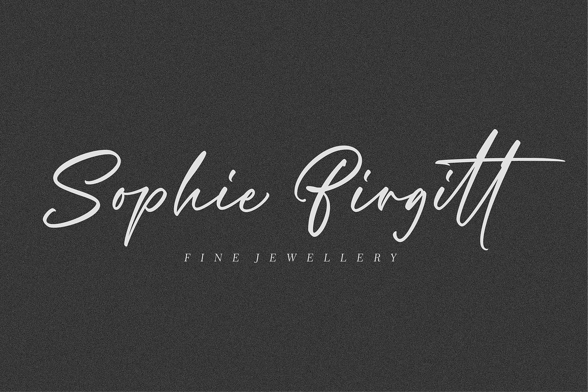 Panther – Handwritten Font, a Script Font by RedyStudio (Photo 6 of 14)