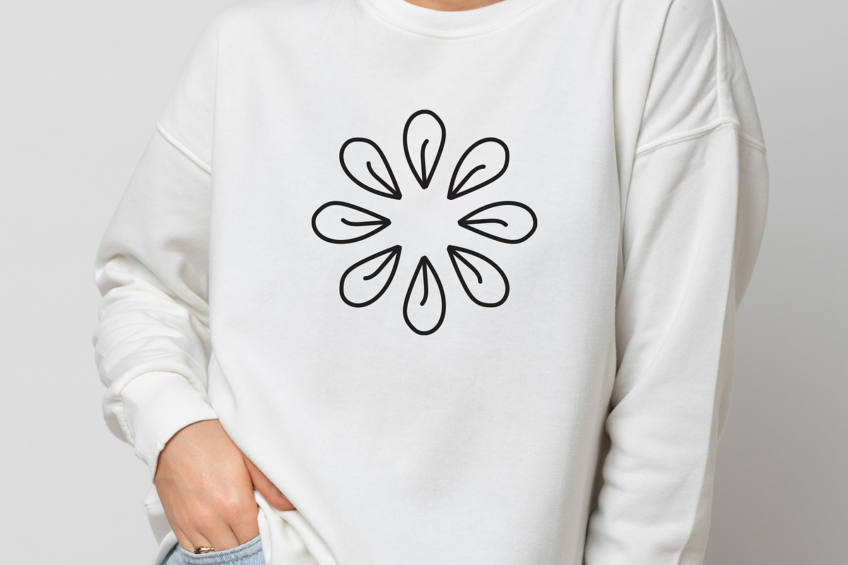 Hand Drawn Round Leaves SVGs, a Decorative Illustration by M9 Design (Photo 2 of 10)