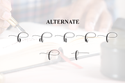 Signature Handmade | Script Font, a Handwritten Font by Scratchones (Thumbnail 8 of 9)