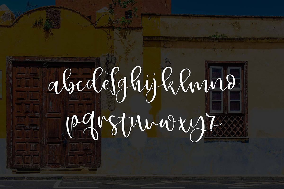 Shelbyville, a Script Font by OnTheSpotStudio (Photo 3 of 6)