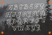 Wayfinder, a Script Font by Dead Moose Studio (Thumbnail 4 of 11)