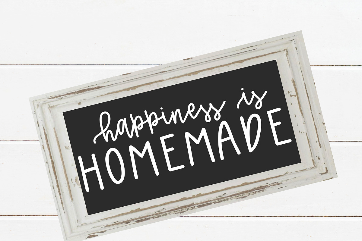 Bouncy Belle Hand lettered Font preview 3