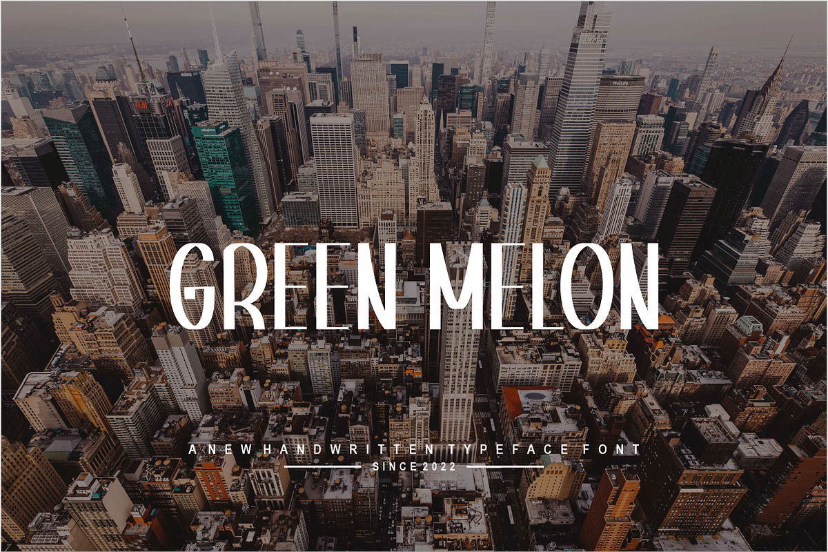 Malikins, a Font by puji_hartono (Photo 2 of 5)