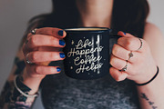 Two Sugars Script Font, a Script Font by Sam Parrett (Thumbnail 3 of 8)