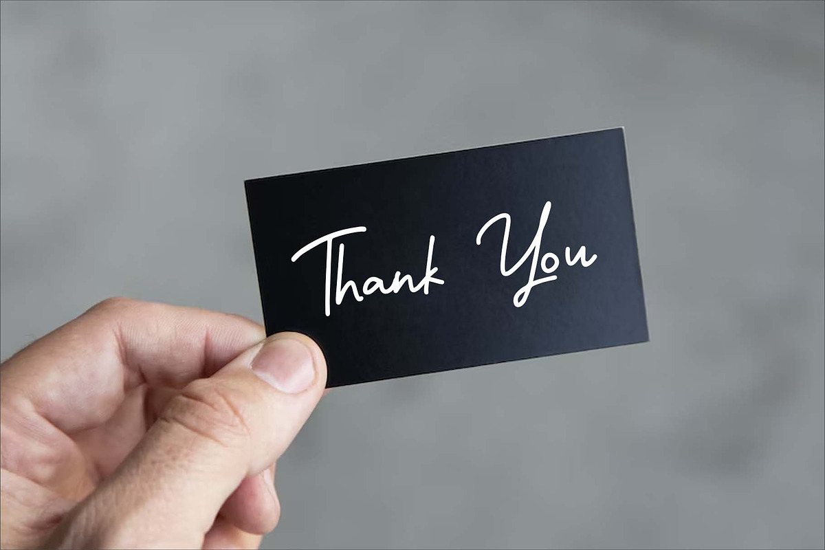 Hai Julie, a Handwritten Font by Adl Studio (Photo 6 of 6)