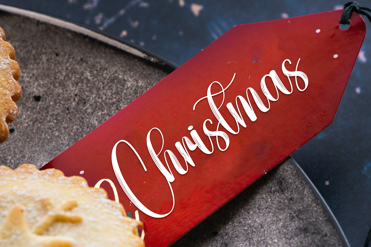 Childles | Script Font, a Handwritten Font by Scratchones (Photo 4 of 8)
