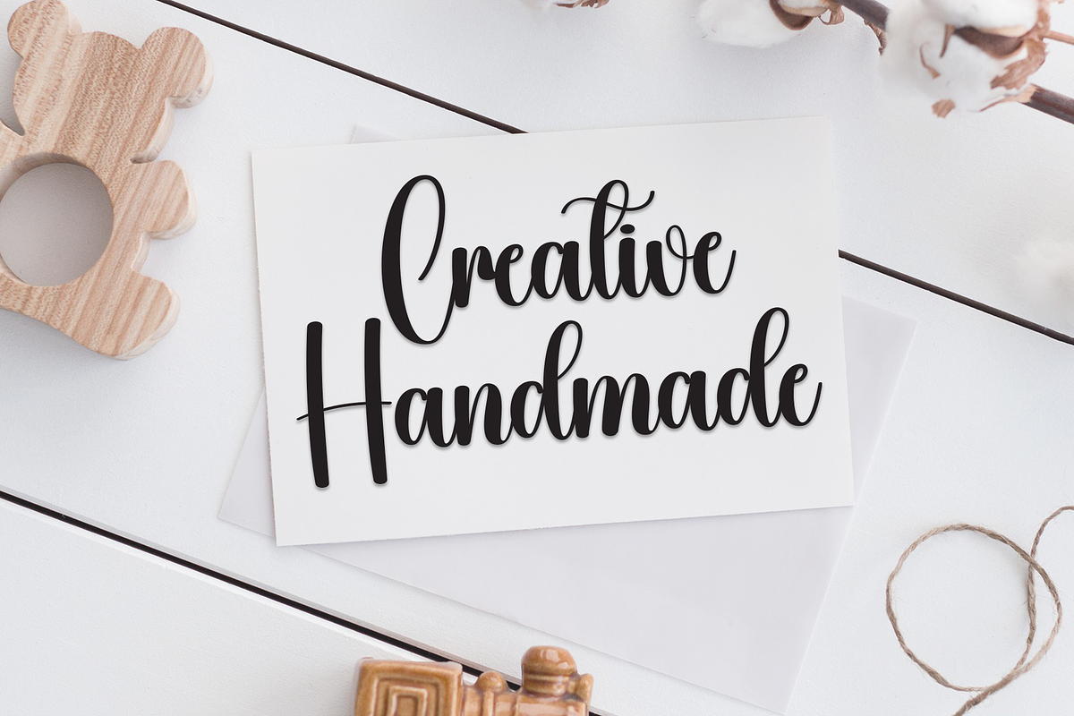 Cloudy | Script Font, a Handwritten Font by Scratchones (Photo 4 of 8)