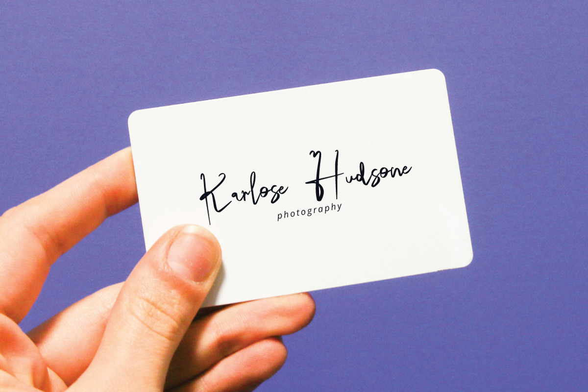 Voltastrory Signature, a Handwritten Font by Eltypesstudio (Photo 10 of 10)