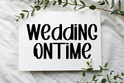 Vocation, a Sans Serif Font by InermediaSTUDIO (Thumbnail 6 of 7)