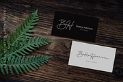 Windha, a Script Font by Febri Creative (Thumbnail 3 of 10)