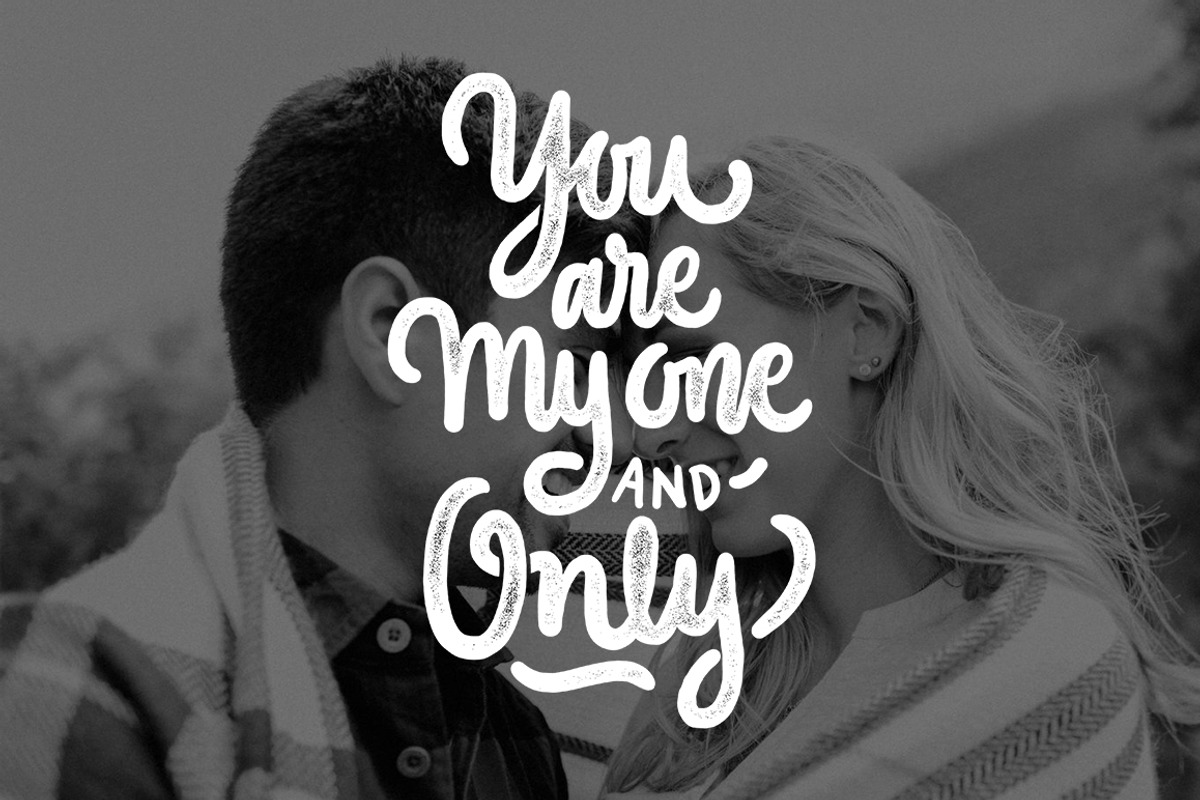 Valentine's Lettering quotes + Bonus, a Texture Illustration by Davihero (Photo 1 of 6)