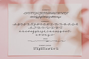 Yunita a Handwritten Script Font, a Script Font by Dawnside Graphic (Thumbnail 6 of 11)