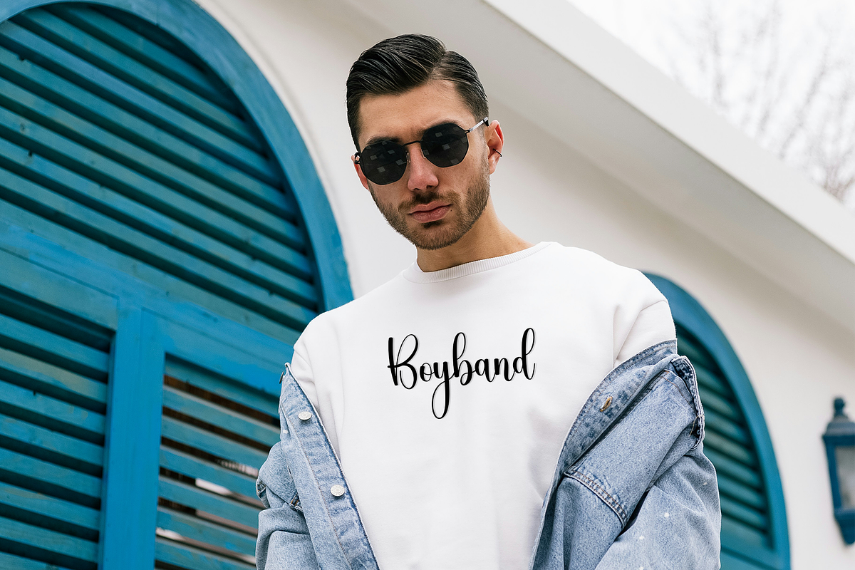 Beloved Candy, a Script Font by FreshTypeINK (Photo 5 of 8)