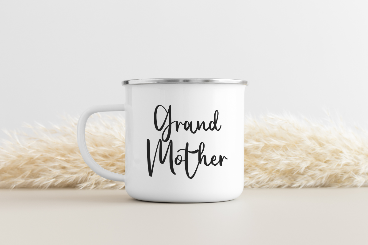 Roasting - Natural Handwritten Font, a Handwritten Font by Letterayu Studio (Photo 4 of 8)