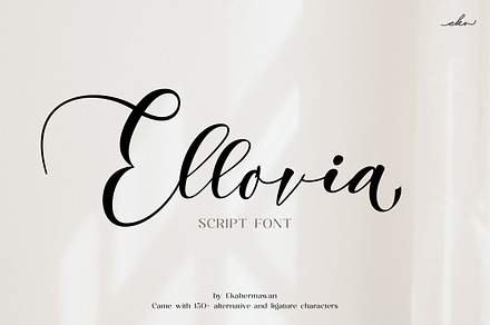 Ellovia | Script Font