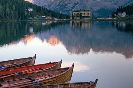 Lago di Misurini at sunset