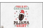 12 Christmas Football SVG Bundle, a Graphic by BeeCraftR (Thumbnail 7 of 11)