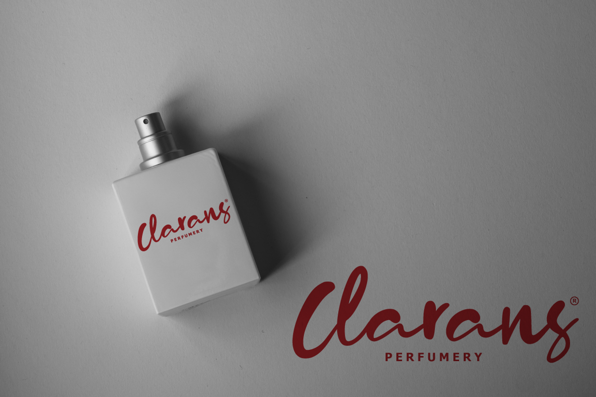 Stylleda - Handwritten Font, a Script Font by tebaltipislab (Photo 2 of 11)