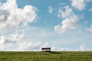 Dike bench...