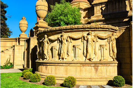 Palace of Fine Arts in San Francisco, an Architecture Photo by Leonid Andronov