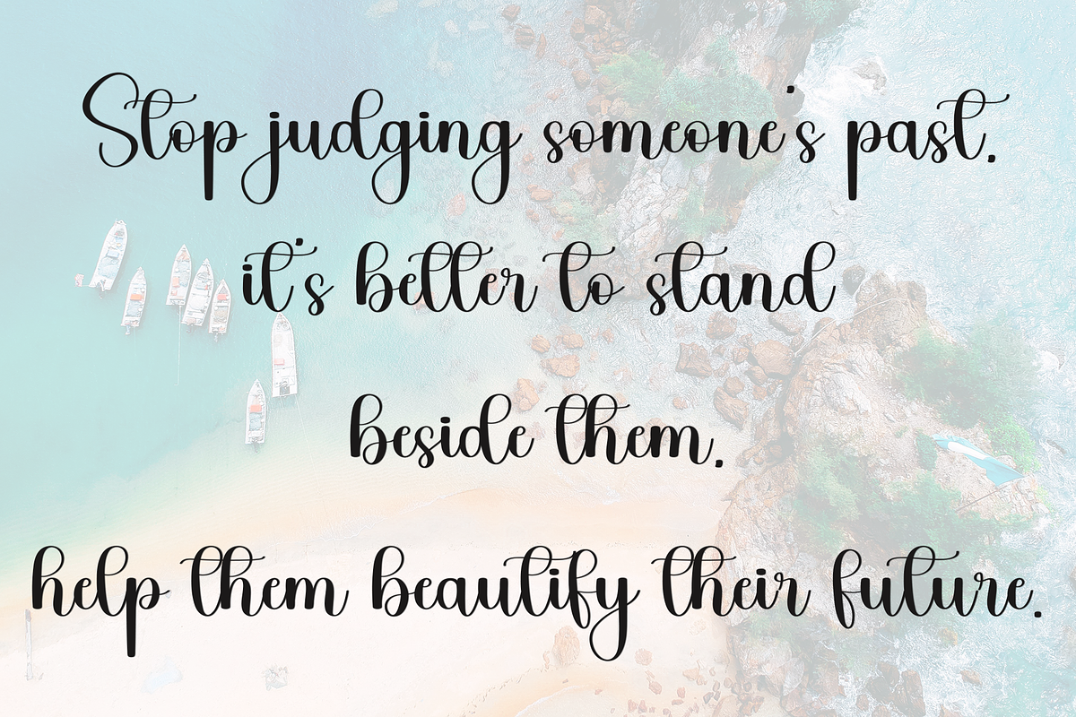 Pumpkin Moment, a Handwritten Font by InermediaSTUDIO (Photo 8 of 8)