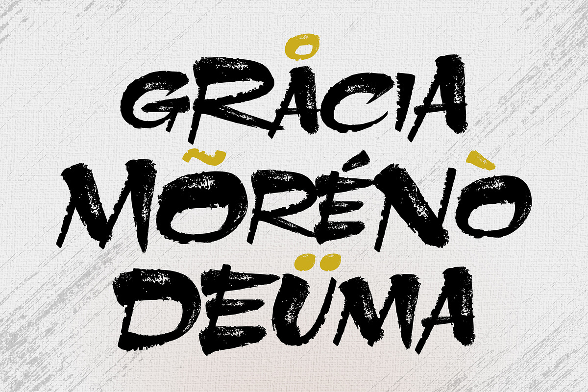 Newmoon Brush - Dry Brush Font, a Handwritten Font by Typia Nesia (Photo 3 of 11)