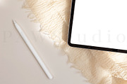 Device Mockup Tablet iPad, a Product Mockup by PawMockups (Thumbnail 3 of 10)
