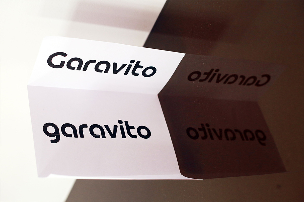 Garavito Display & WebFont preview 3