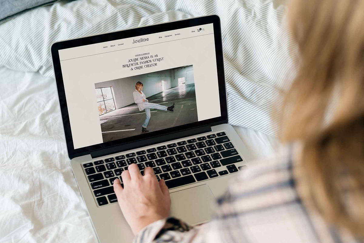 Fashion Blog WordPress Theme Jouline, a WordPress Template by KOBA themes (Photo 3 of 6)