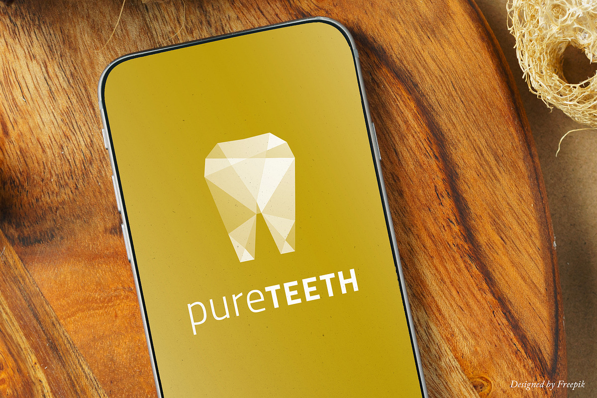 Elegant Tooth Logo – Polygon Style, a Branding & Logo Template by Elibee (Photo 5 of 5)