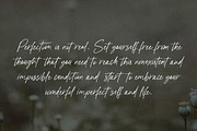 Chelsie Hilton //Luxe Signature Font, a Handwritten Font by PeachCreme (Thumbnail 7 of 11)