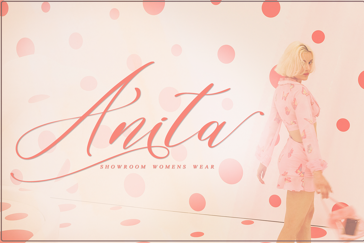 Sweetheart Elegant Script, a Script Font by Quothron (Photo 2 of 9)