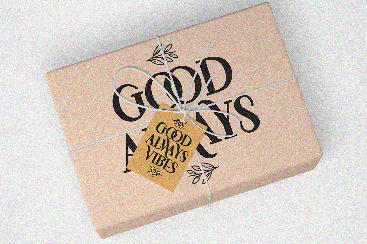 Awesome Christmas Display Serif Font, a Serif Font by Airotype (Photo 8 of 12)