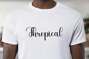 Delight Autography, a Handwritten Font by FreshTypeINK (Thumbnail 4 of 8)