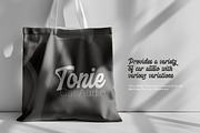 Mallinest - Modern Script, a Script Font by Olexstudio (Thumbnail 5 of 8)