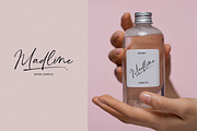 Hamiston - Signature Font, a Script Font by Sronstudio (Thumbnail 6 of 19)